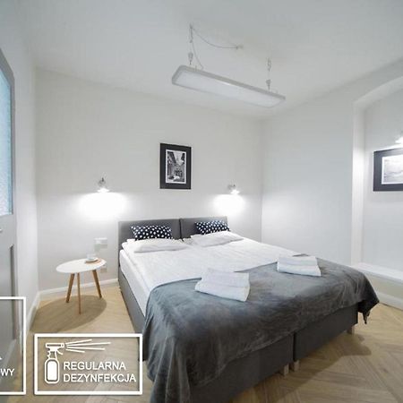 M5 Main Square Stylish One Bedroom Krasków Εξωτερικό φωτογραφία
